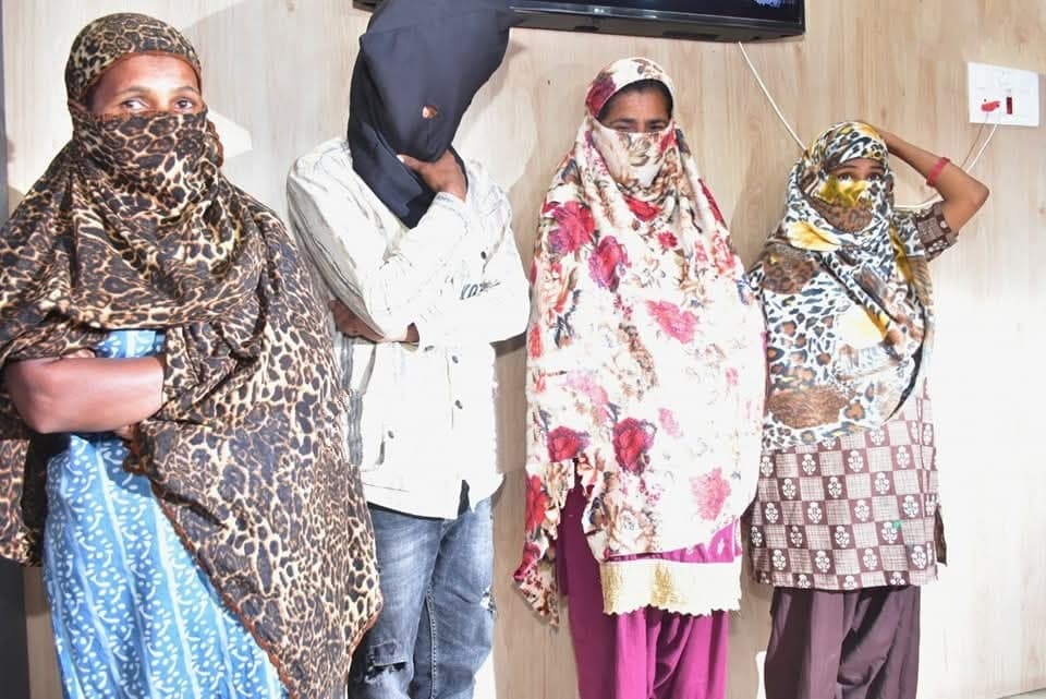 Rourkela News: 40 किलो गांजा और 114 पुड़िया ब्राउन शुगर के साथ चार हिरासत में