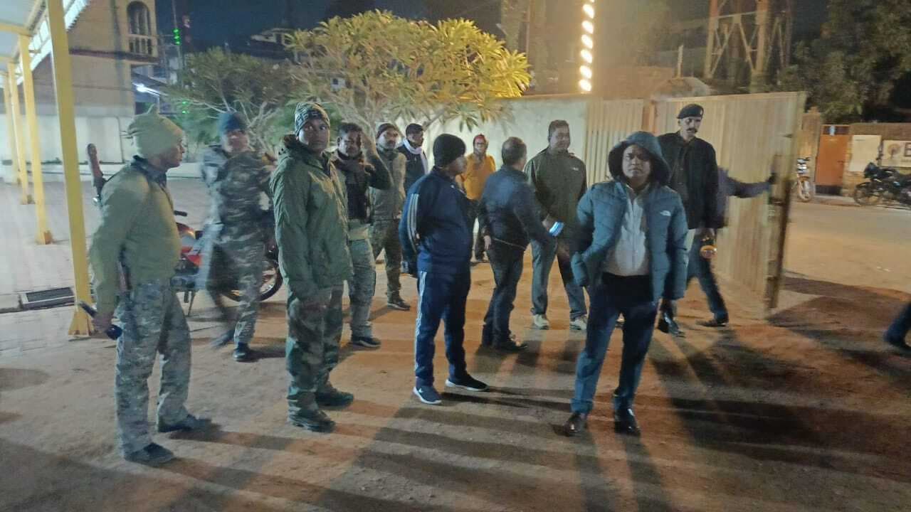 East Singhbhum : चाकुलिया के राइस मिल में छापेमारी, चावल का सैंपल जब्त