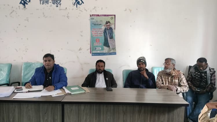 डीलर प्रत्येक महीने का राशन करें वितरण : एमओ