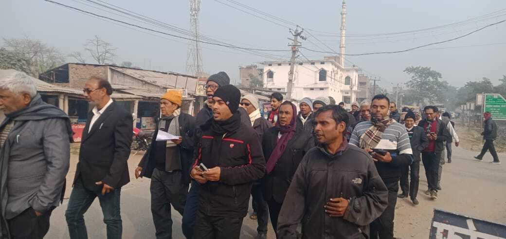 विधिज्ञ गोगरी के अधिवक्ताओं ने निकाला आक्रोश मार्च