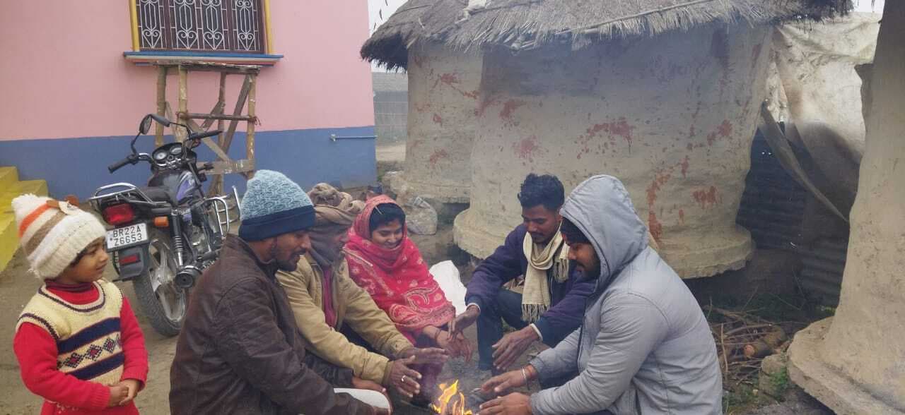 इंसान हो या बेजुबान, सबको सता रहा सर्दी का सितम