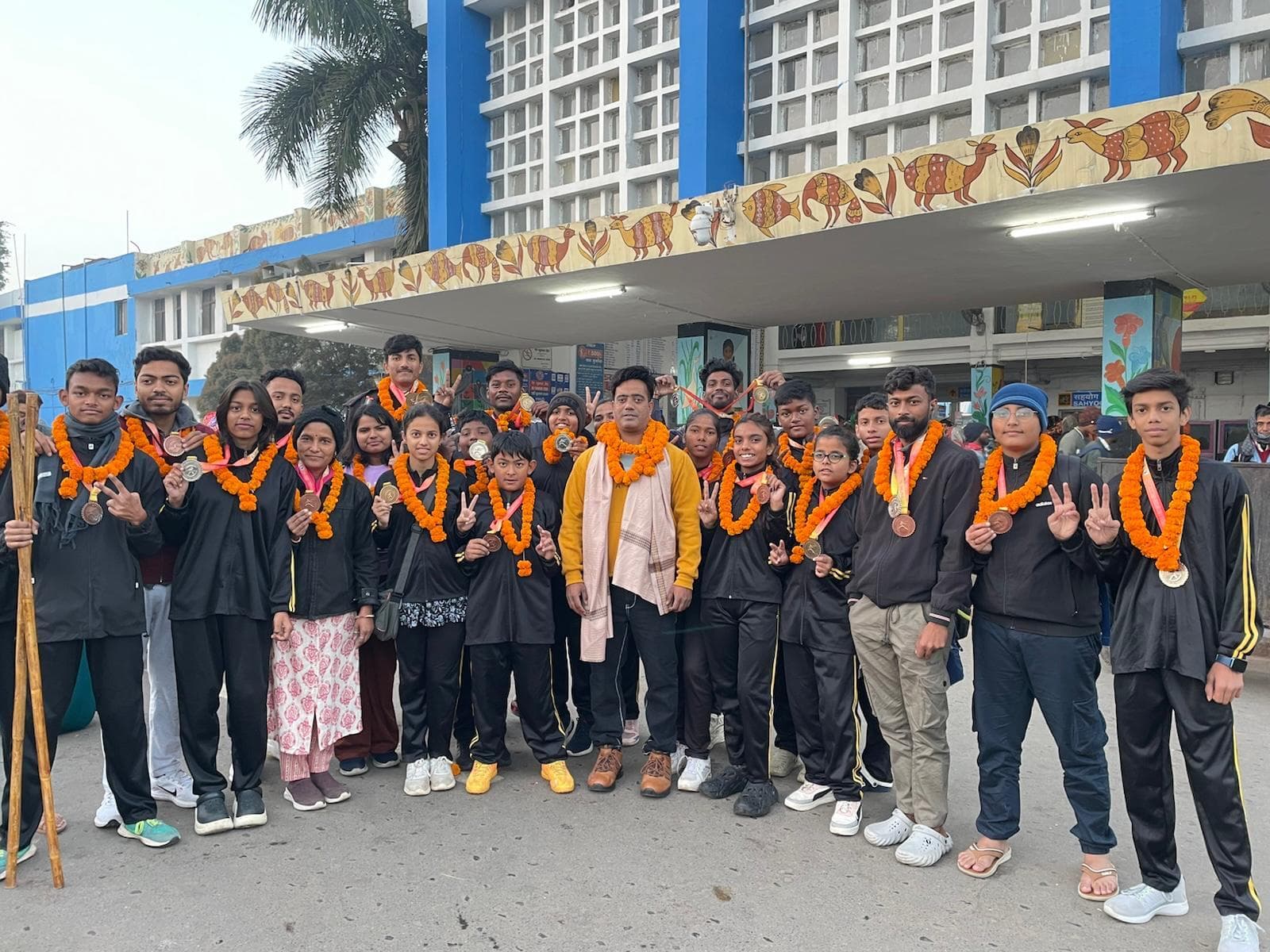 Lathi: राष्ट्रीय पारंपरिक लाठी प्रतियोगिता में झारखंड रनरअप