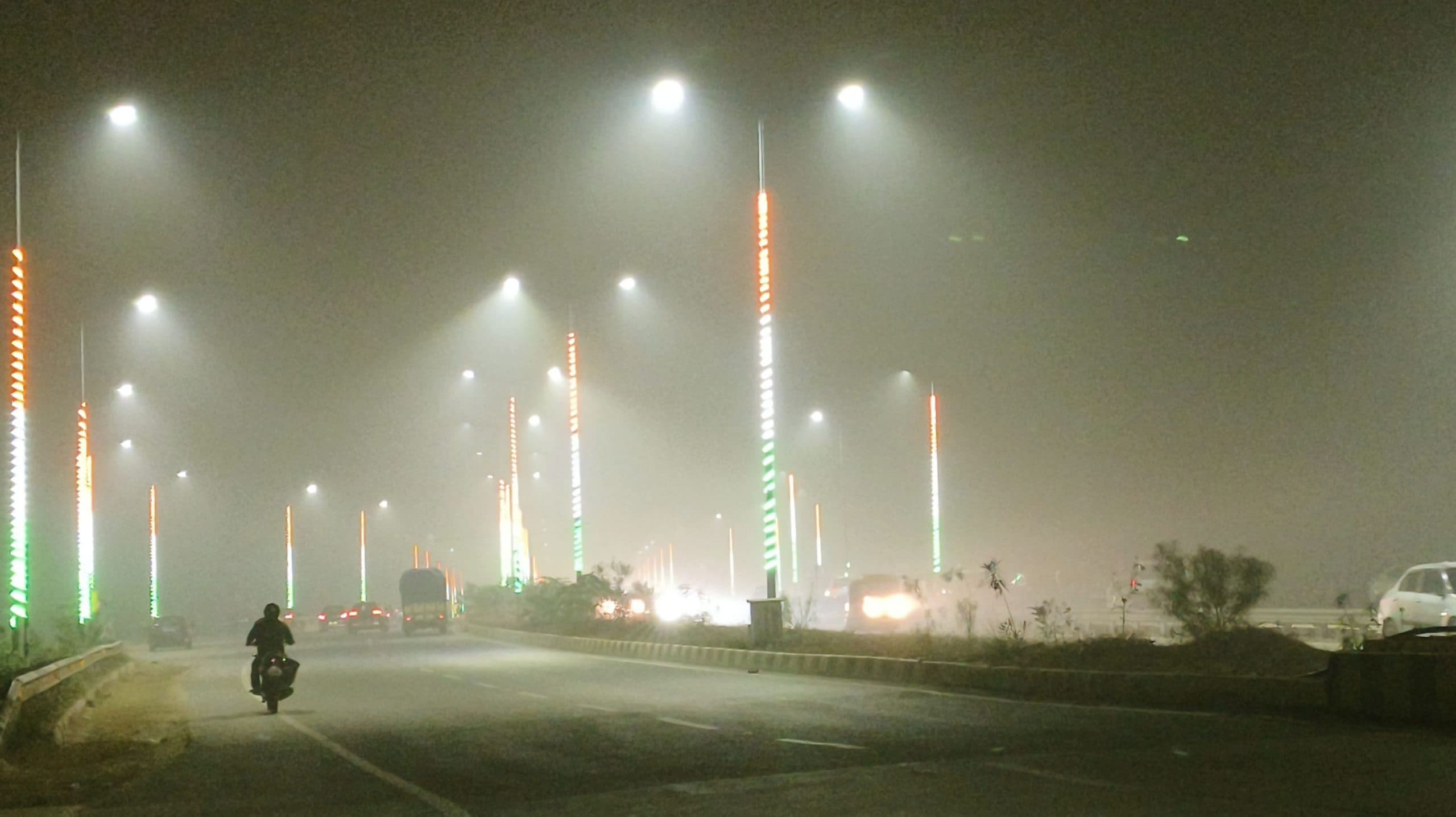 24 घंटे में पांच डिग्री तक गिरा पारा, देर रात पटना में छाया घना कोहरा