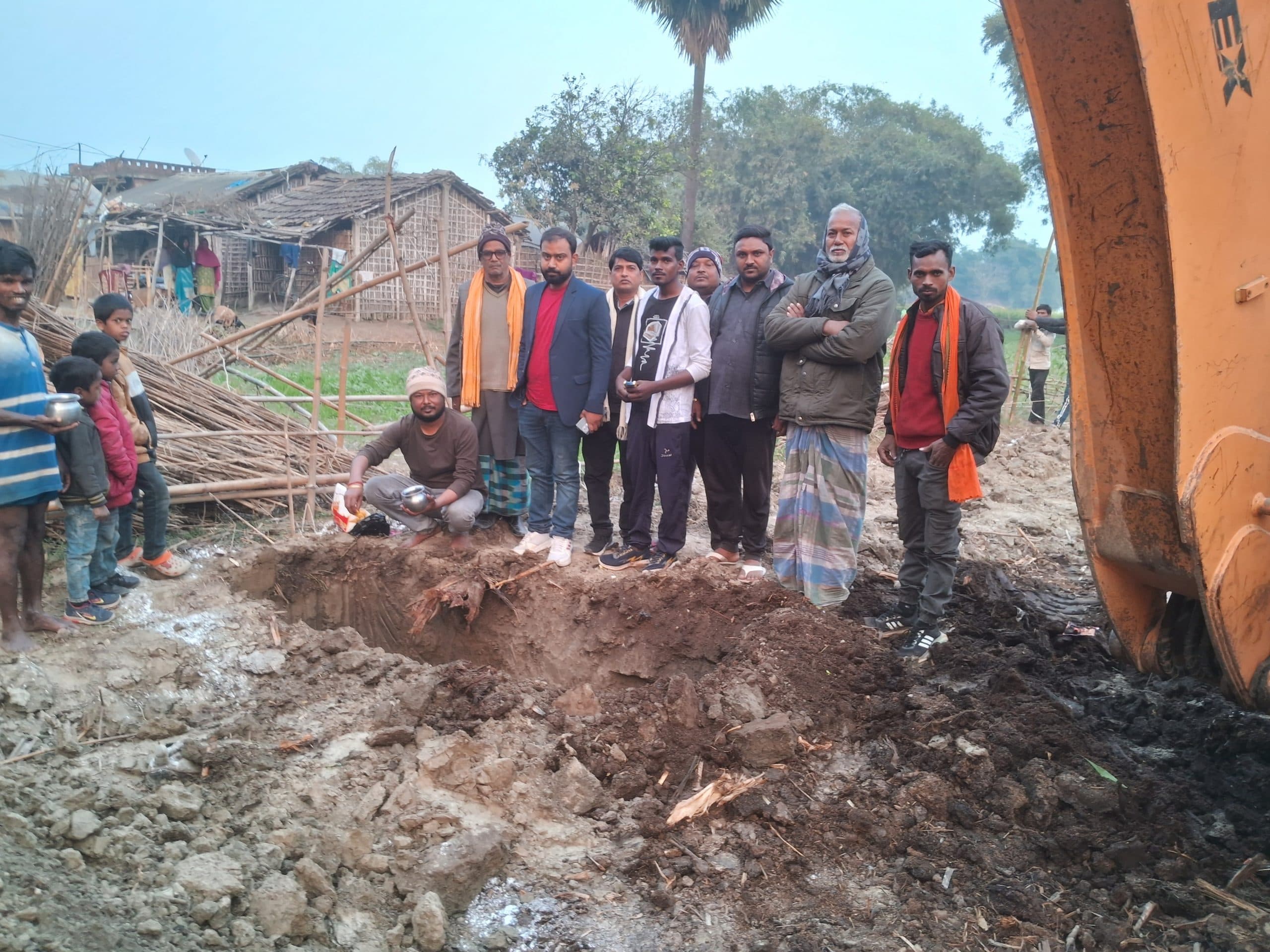 पंचायत सरकार भवन को ले किया भूमि पूजन