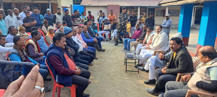 रतनपुर में डिप्टी सीएम के आगमन को लेकर मंत्री ने किया जनसंपर्क