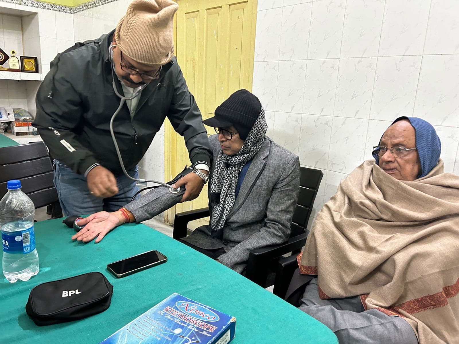 Lakhisarai news : शिविर में 168 मरीजों की हुई स्वास्थ्य व नेत्र जांच