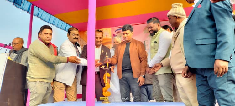 गांव के विकास के लिए लोगों को अपनी सोच में लाना होगा बदलाव : एसडीओ