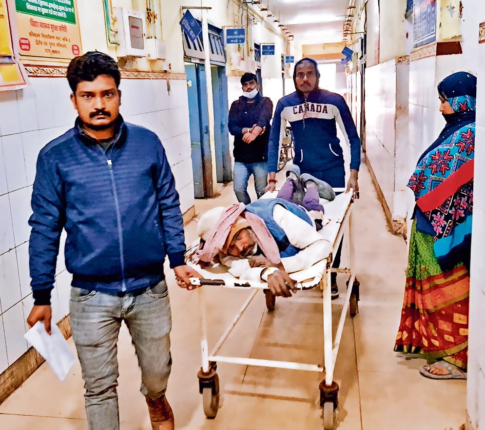 Chhapra News : जमीन के विवाद में फायरिंग, गोली लगने से मजदूर गंभीर