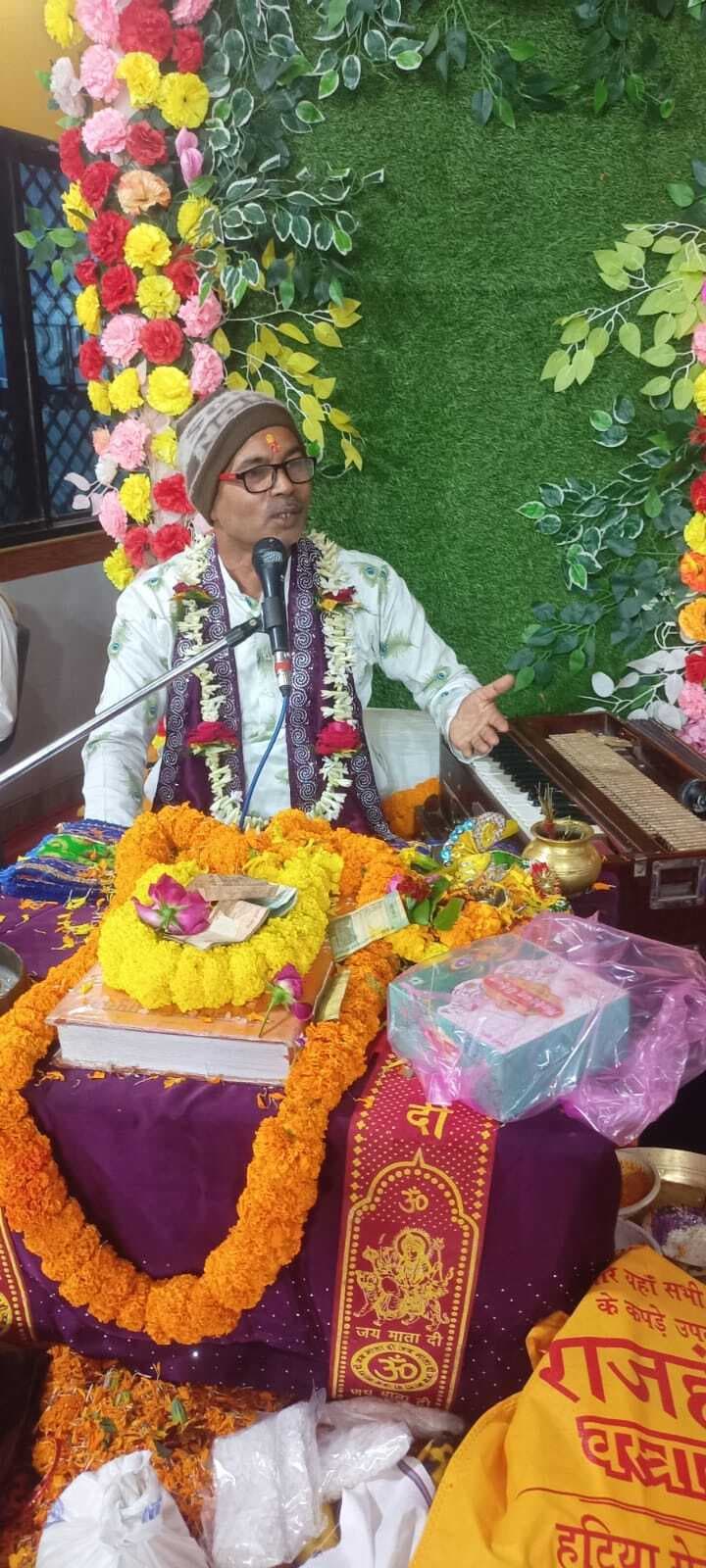 श्री कृष्ण-सुदामा मिलन से भक्त हुए भाव विभोर