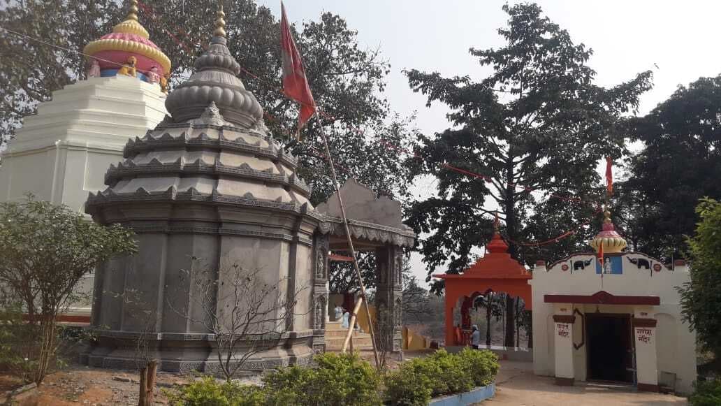 Chaibasa News : 1.11 लाख में हुई रामतीर्थ मठ मैदान की नीलामी