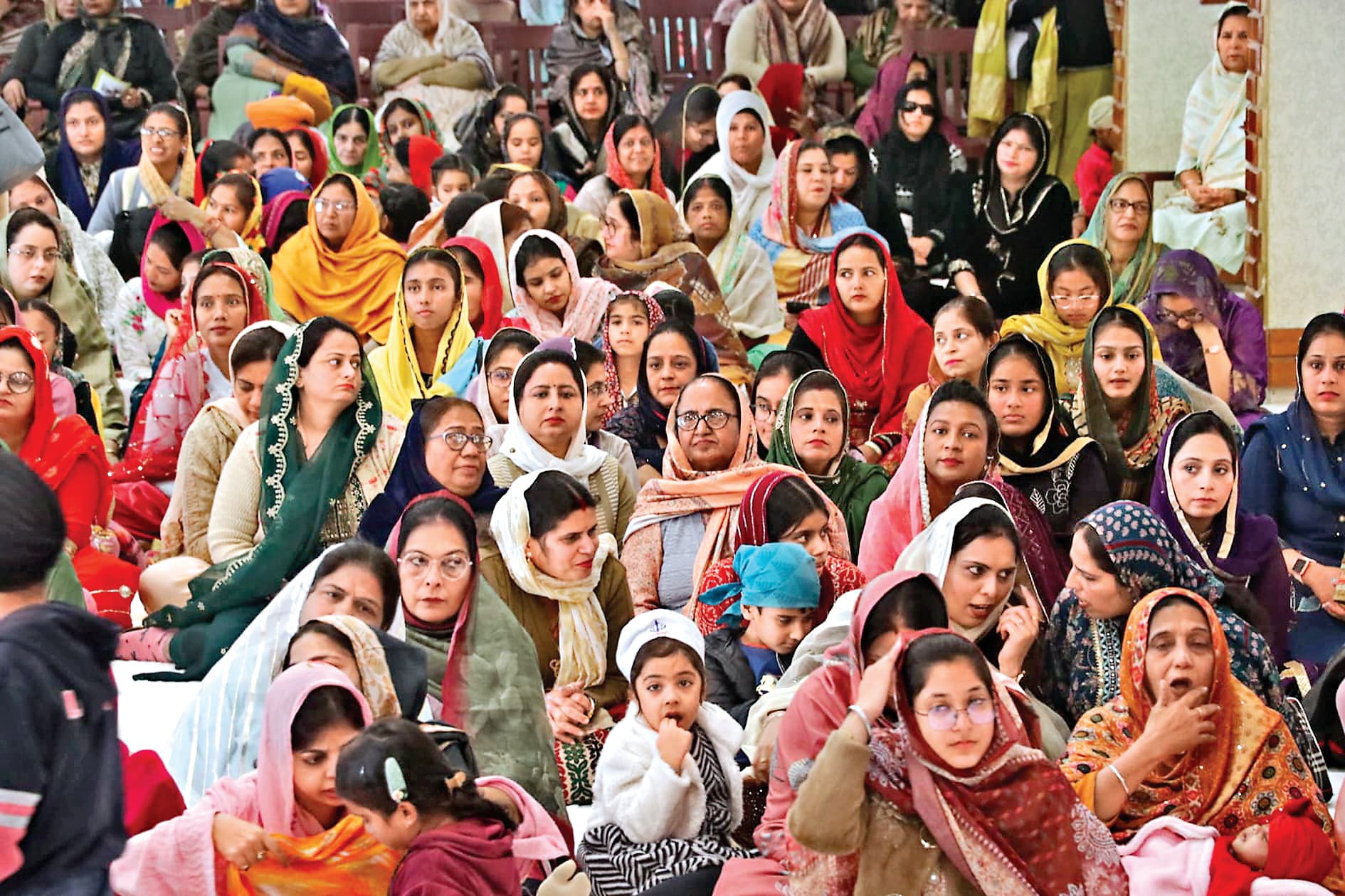 ranchi news : गुरु गोबिंद सिंह जी के प्रकाश पर्व पर गुरुनानक स्कूल में सजा विशेष दीवान