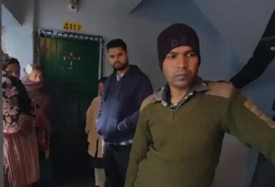 Bokaro News : भाई के आवास में युवक ने फांसी लगाकर दी जान