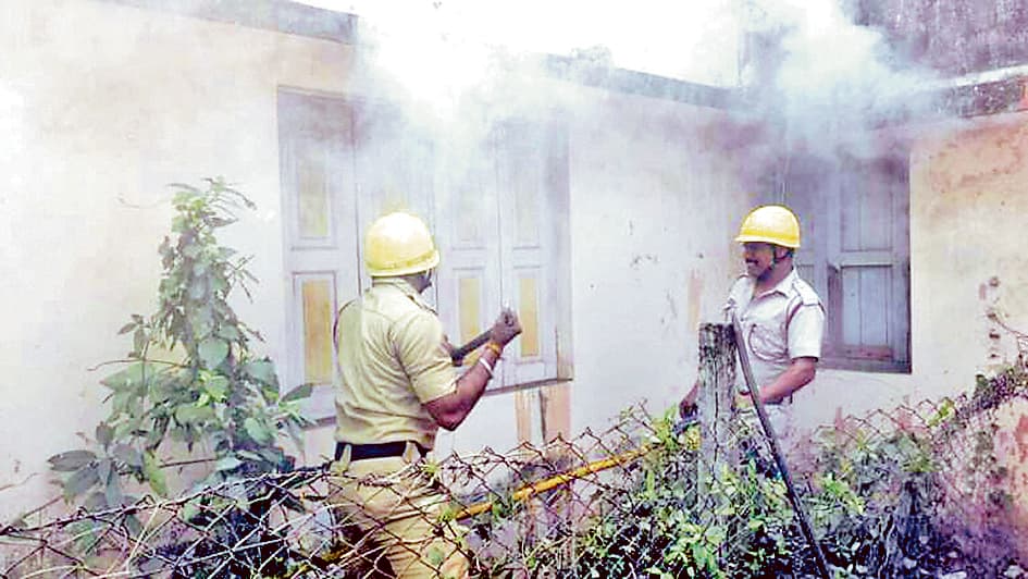 डीएसपी टाउनशिप के एक क्वार्टर में लगी आग