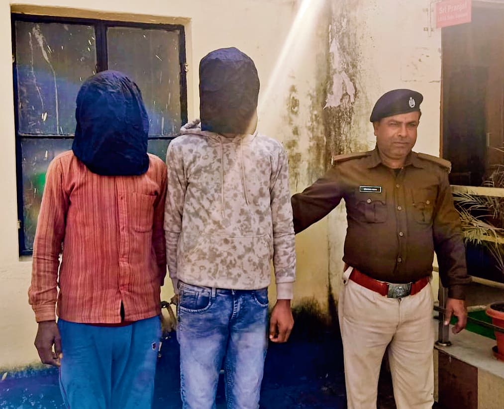 Gopalganj News : प्यार के दुश्मन बने पिता और भाई, लड़के से बात करने पर बेटी का गला घोंट मार डाला