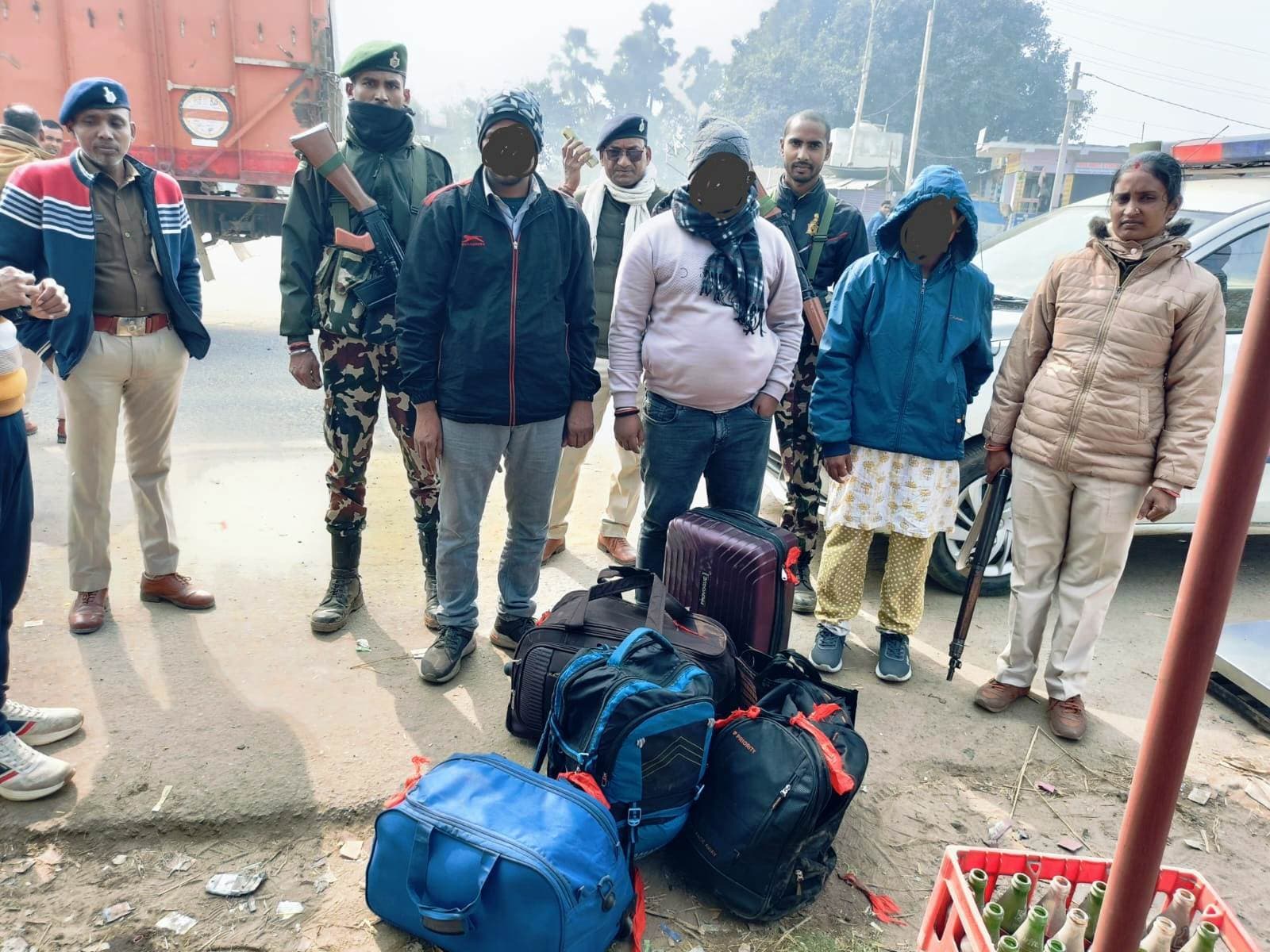 Aurangabad News : 31.62 किलो गांजे के साथ तीन गिरफ्तार