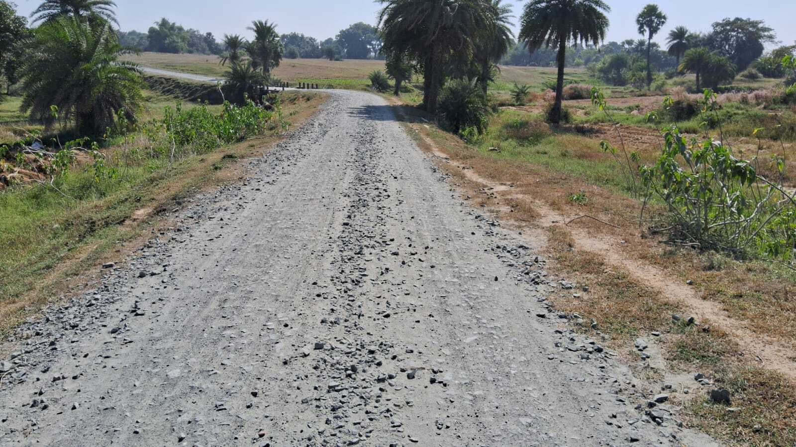 कुंडहित-तुलसीचक सड़क का निर्माण जल्द : डीसी