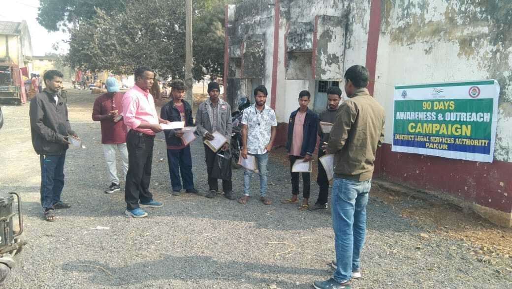 ग्रामीणों को पेंशन, राशन के लिए किया गया जागरूक