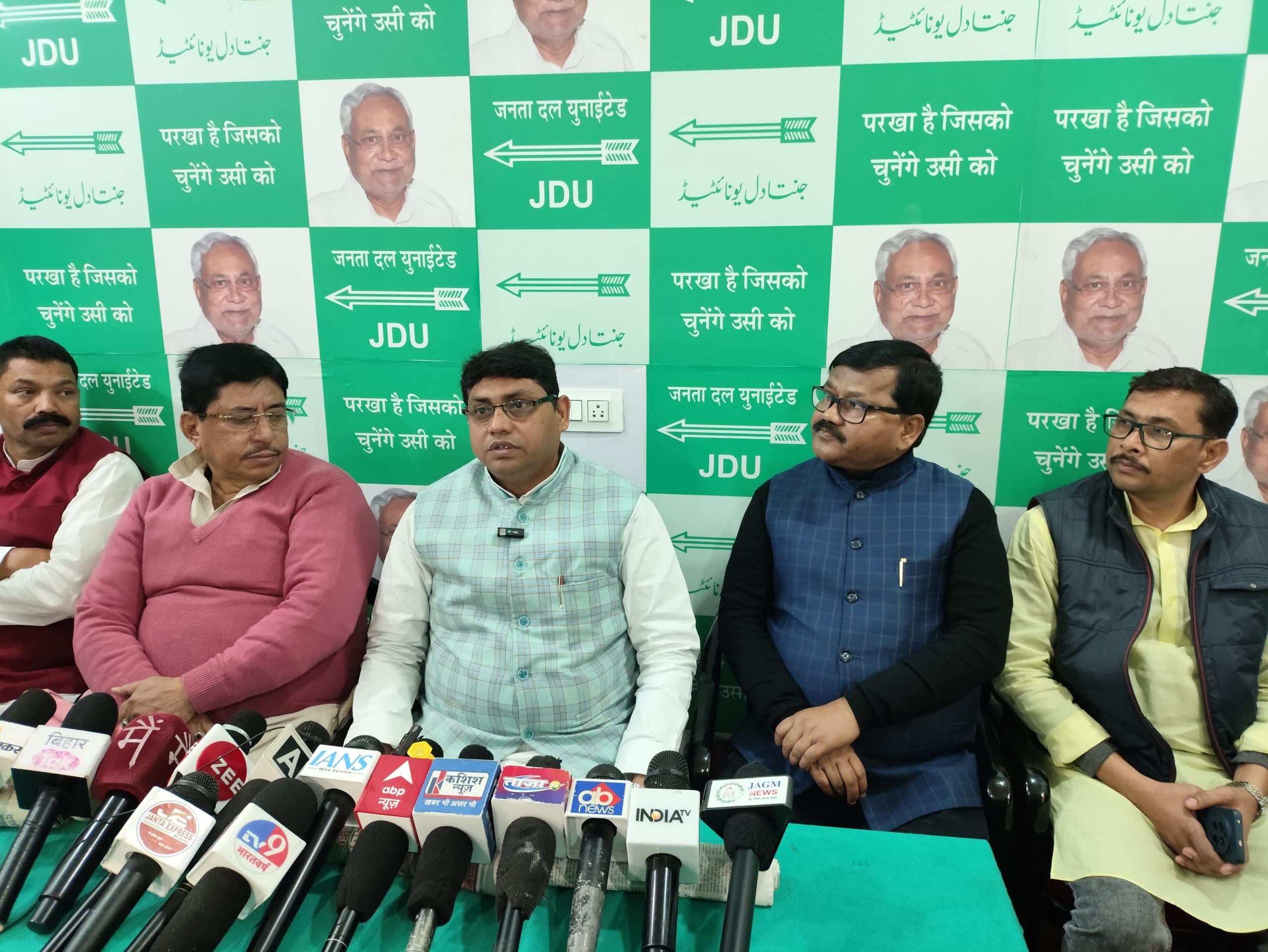 नीतीश कुमार अल्पसंख्यकों के लिए लगातार कर रहे कार्य:अशरफ