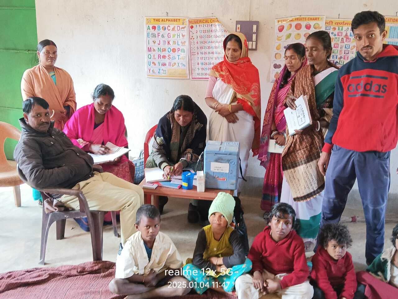 गर्भवती और शिशु के लिए नियमित टीकाकरण जरूरी : प्रभारी