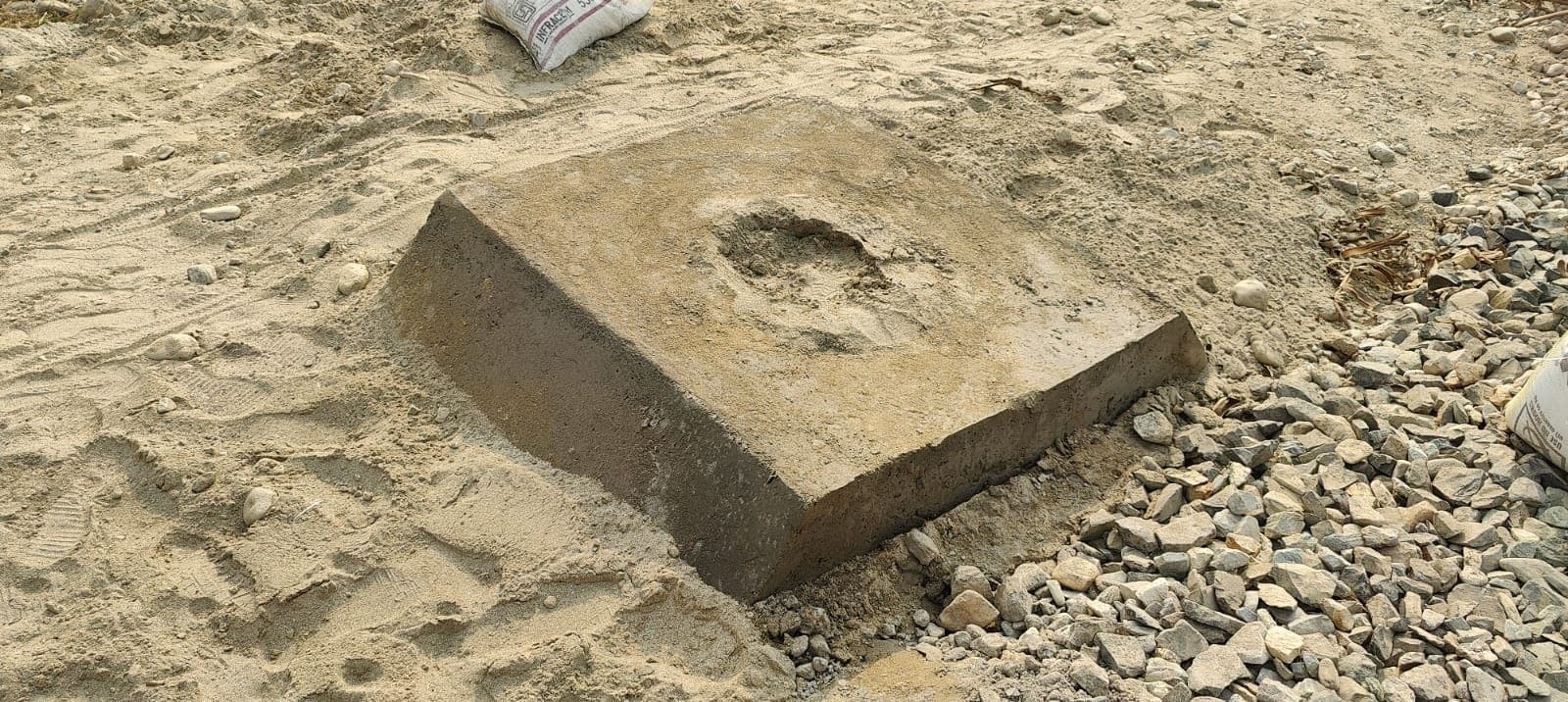 एक्शन में  रेल प्रशासन, एजेंसी को तत्काल कार्य करने से रोका, सैंपल की जांच का निर्देश