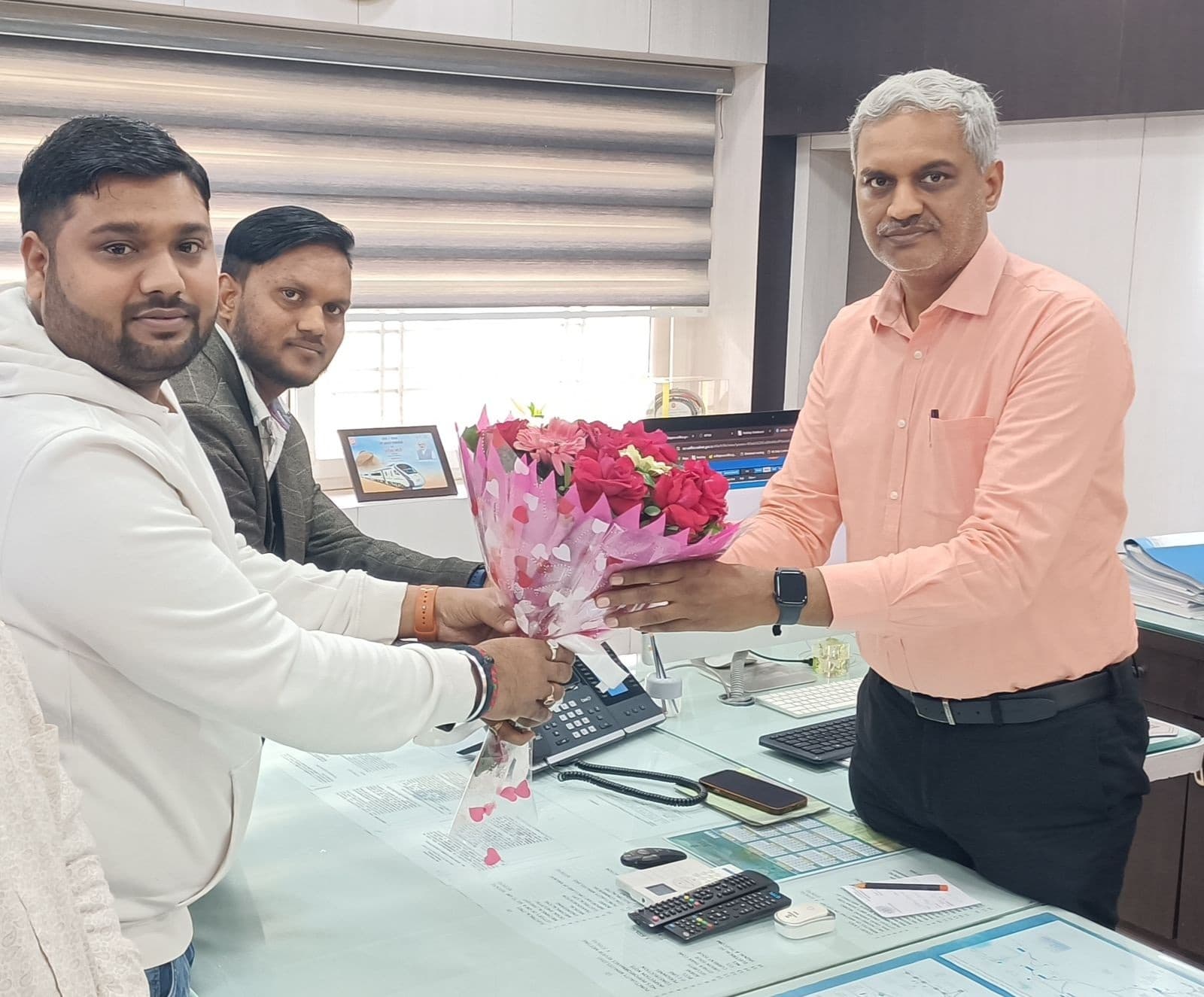 Bokaro News :डीआरएम को बतायी फुसरो के व्यवसायियों की चिंता