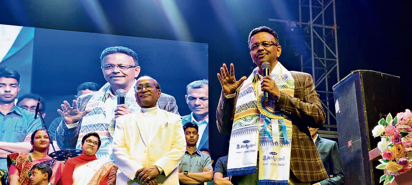 ममता को कांग्रेस से हटाने पर ही बंगाल से हटी माकपा: फिरहाद