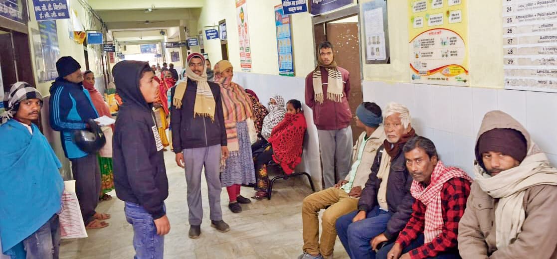 Chhapra News : ठंड से एक हफ्ते में अस्पतालों में 40 फीसदी तक बढ़े मरीज