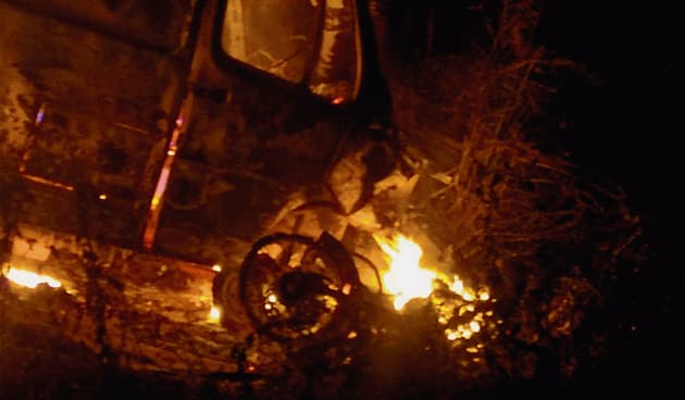 Gaya News : एंबुलेंस की टक्कर के बाद लगी आग, बाइक सवार जिंदा जल कर मरा