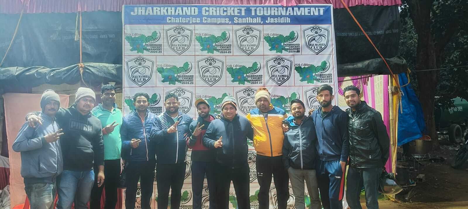 Deoghar news : स्टार इलेवन जसीडीह ने 58 रनों से जीत हासिल कर फाइनल में जगह बनायी