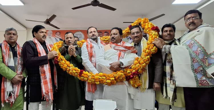 राकेश हटे, मनोज सिंह जूनियर बने भाजपा के नये जिला अध्यक्ष
