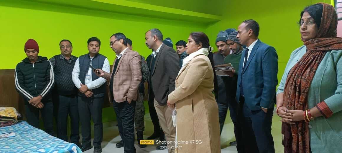 जिला जज ने दत्तक गृह, ऑब्जर्वेशन होम व मंडल कारा का किया निरीक्षण