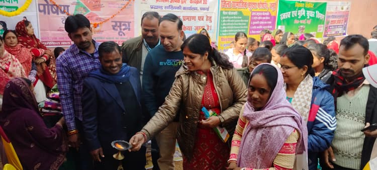 जन संवाद शिविर में आये 470 आवेदन, 440 निबटाये गये