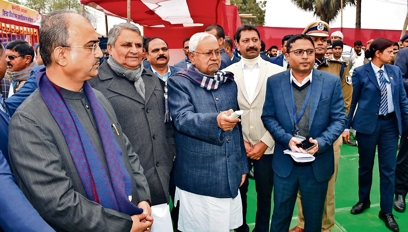 Saran News : जीविका के माध्यम से आत्मनिर्भर हो रही हैं महिलाएं : मुख्यमंत्री