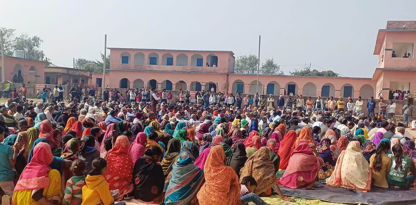 Aurangabad News : रेलवे लाइन निर्माण में किसान नहीं देंगे जमीन