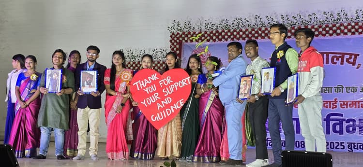 seraikela news : छात्र जीवन सबसे सुनहरा, यहीं से रखी जाती है बेहतर करियर की नींव :डॉ सिन्हा