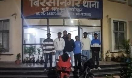 Jamshedpur News : स्टंट करते पकड़े गये सात युवकों का ड्राइविंग लाइसेंस रद्द, जुर्माना