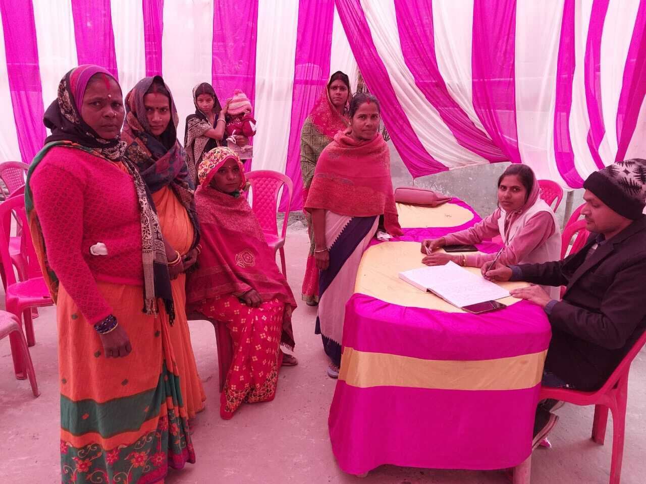 172 गर्भवती महिलाओं की हुई जांच, दी गयी दवा