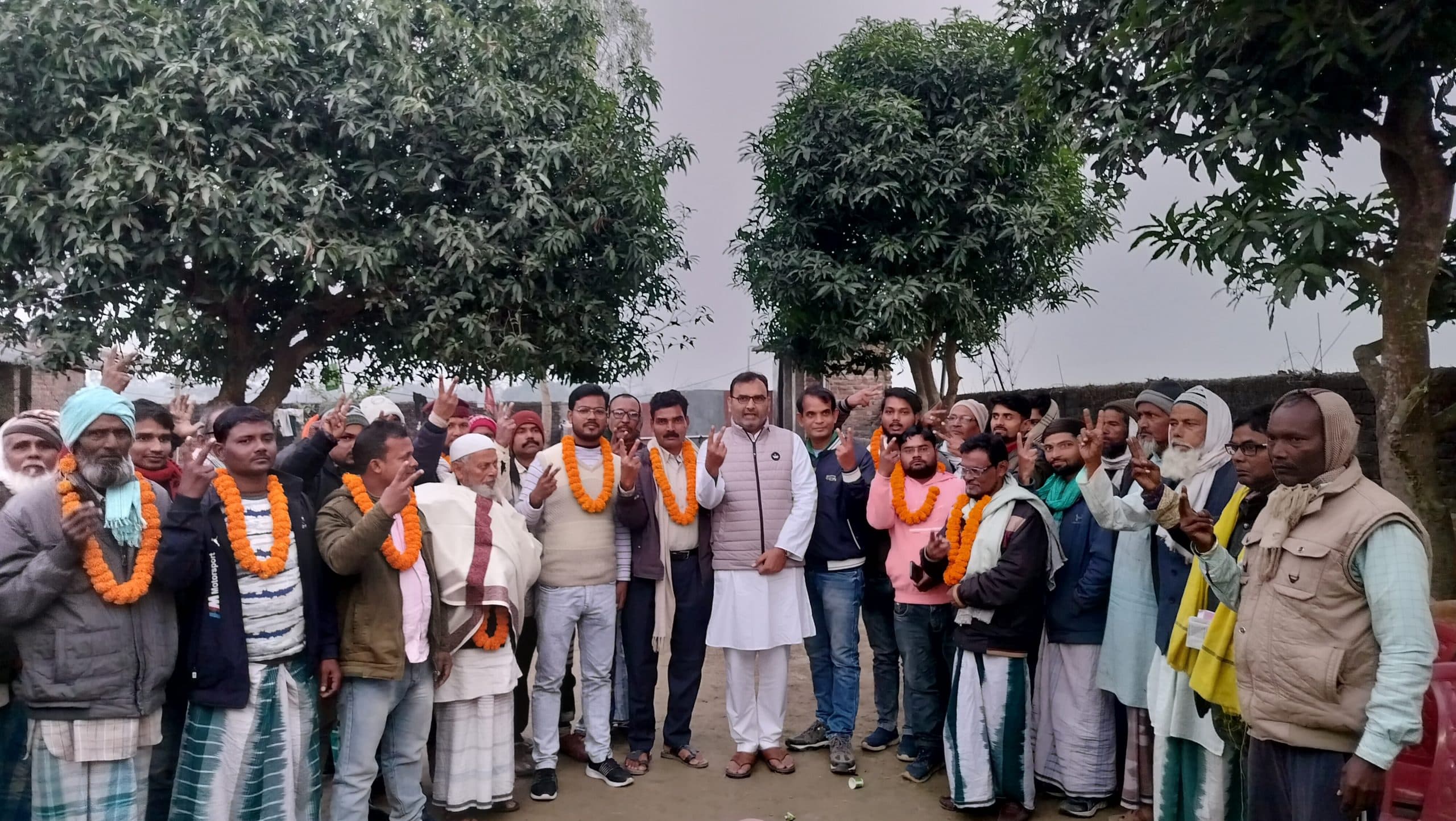 कदवा में स्थानीय उम्मीदवार को लेकर की गयी बैठक, लिये गये प्रस्ताव