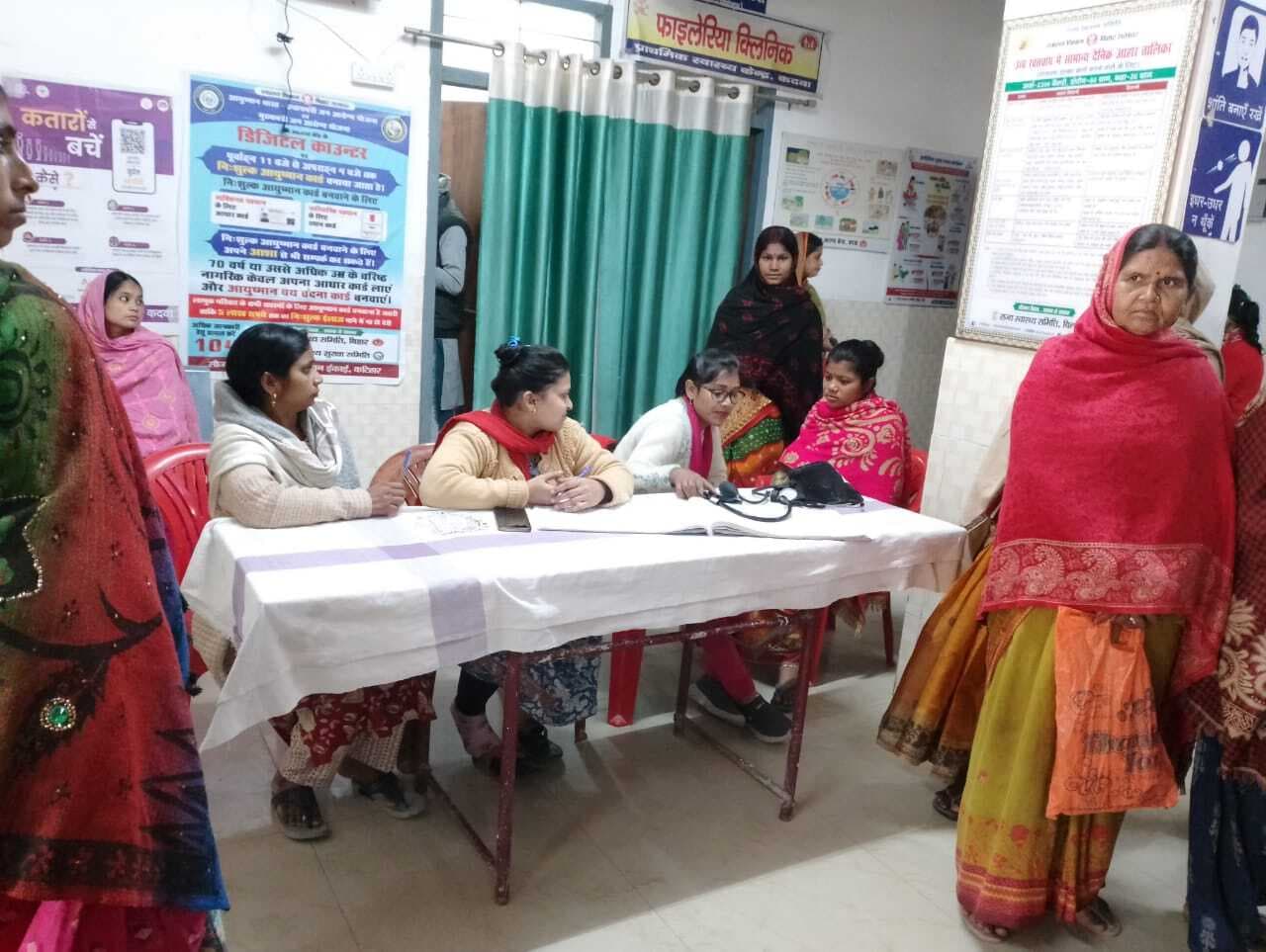 गर्भवती महिलाओं का किया गया स्वास्थ्य जांच