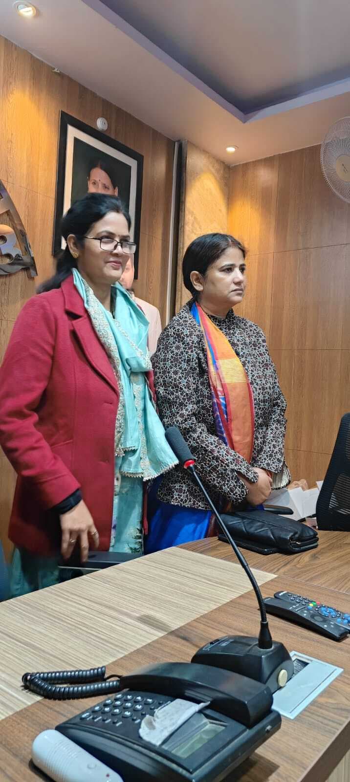 दल के घोषणा पत्र को आमजनों तक ले जायेंगे