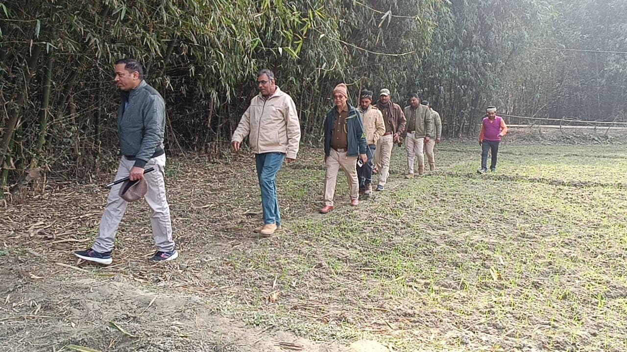 दो दिन बाद वापस लौटे वन पदाधिकारी, नहीं दिखा तेंदुआ, अगले दो दिनों तक लगा रहेगा पिंजरा