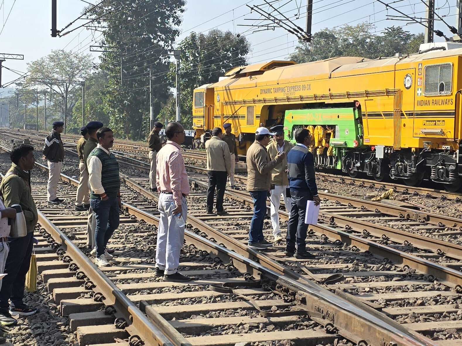 Chaibasa News : आज चक्रधरपुर स्टेशन क्षेत्र से हटेंगी 38 दुकानें