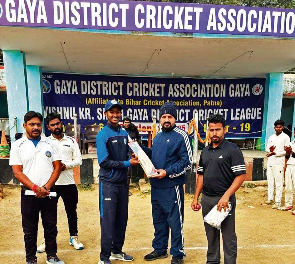 Gaya News : अंडर 16 में मगध पैंथर व अरुणोदय क्रिकेट क्लब ने जीते मैच