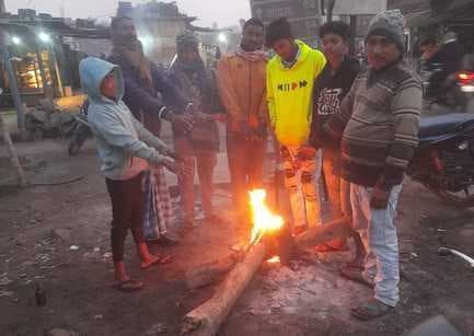 धूप निकलने के बाद भी कनकनी से नहीं मिल रही राहत, अधिकतम व न्यूनतम पारा गिरा