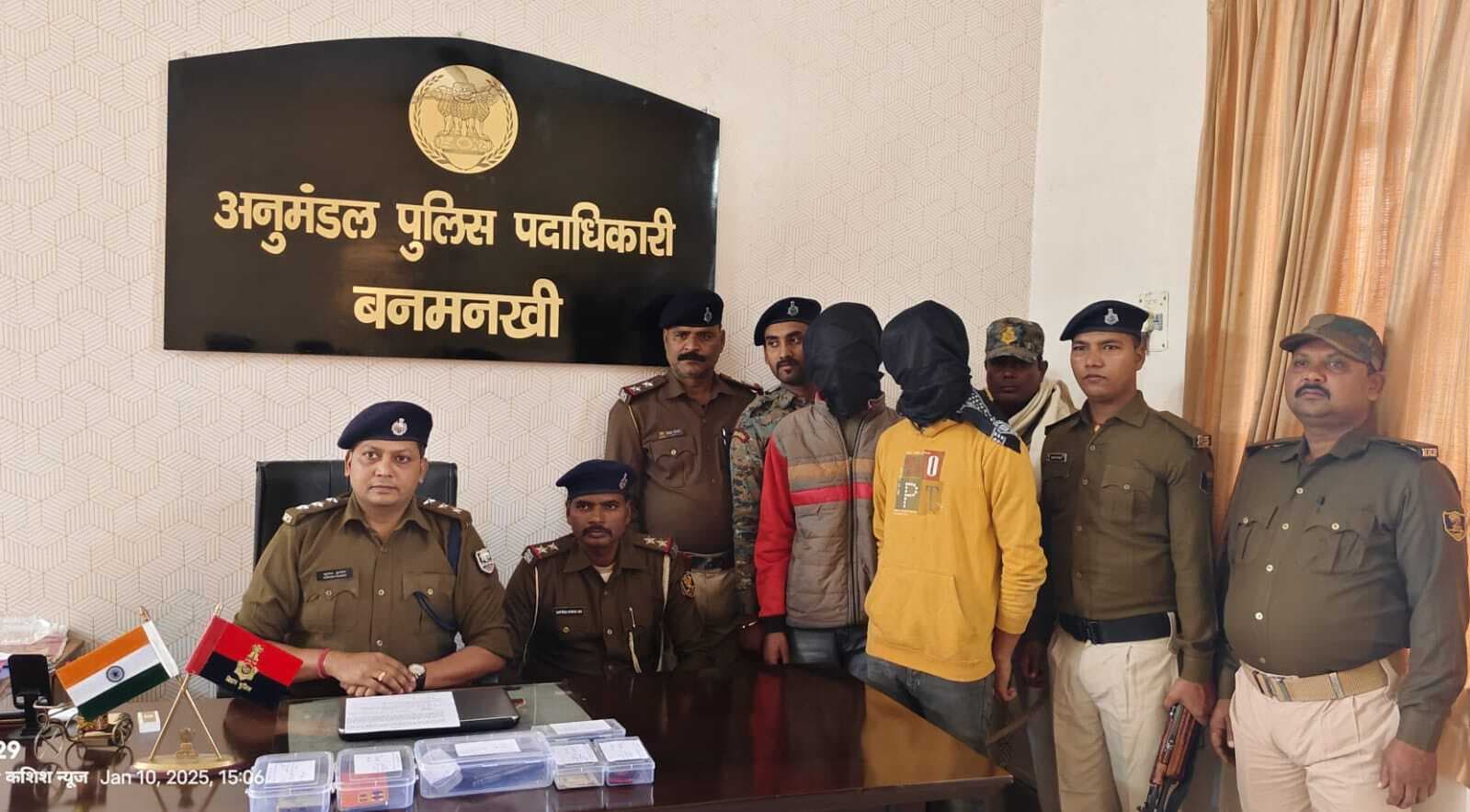 लादूगढ़ गांव में पिस्टल व कारतूस के साथ दो अपराधी धराये