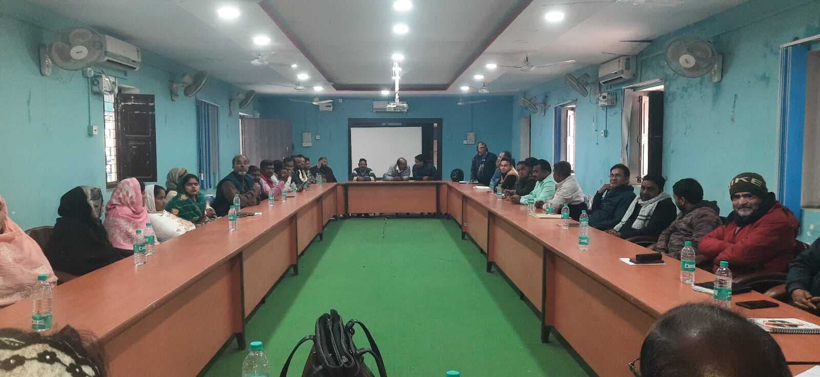 हंगामेदार रही पंसस की बैठक, निंदा प्रस्ताव पारित