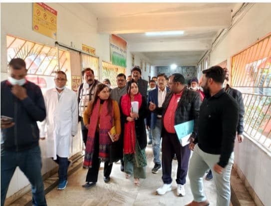 केंद्रीय टीम ने सीएचसी-पीएचसी की सुविधाओं का लिया जायजा