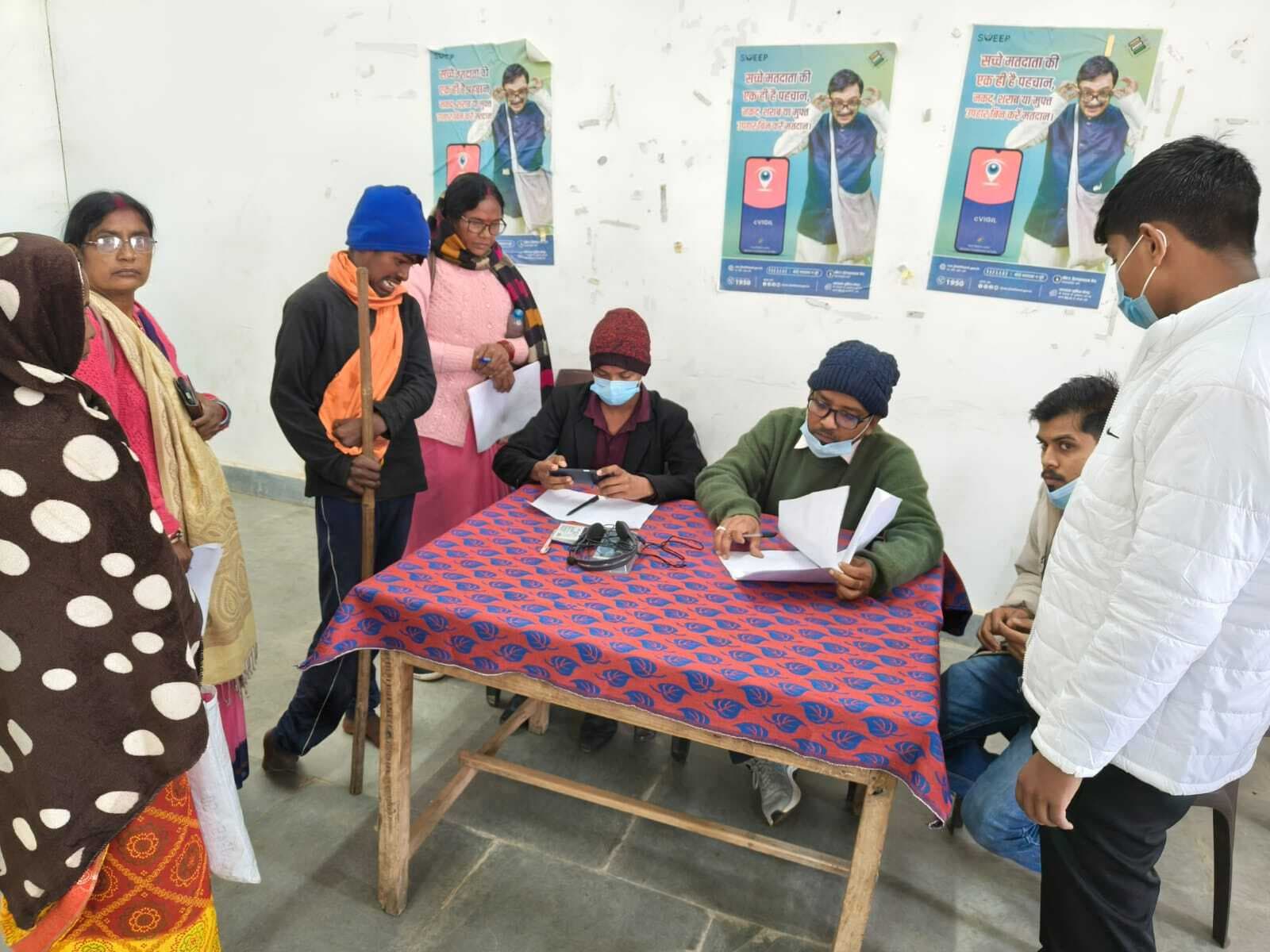 एलिम्को के चिकित्सीय दल ने की 88 वृद्ध व 312 दिव्यांगों की हेल्थ जांच