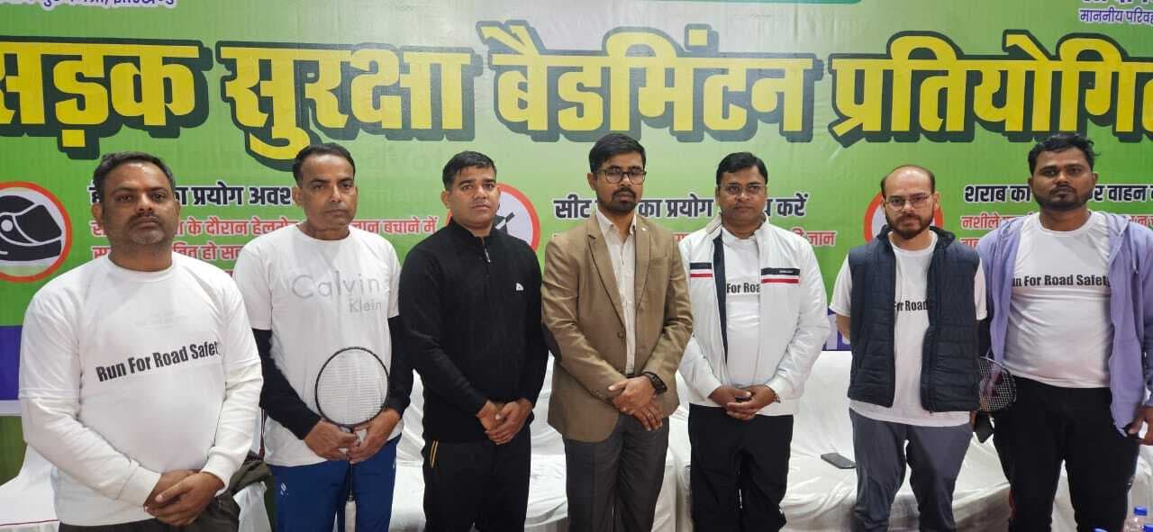 Giridih News :जीवन है बहुमूल्य, यातायात नियमों का पालन करें : डीसी