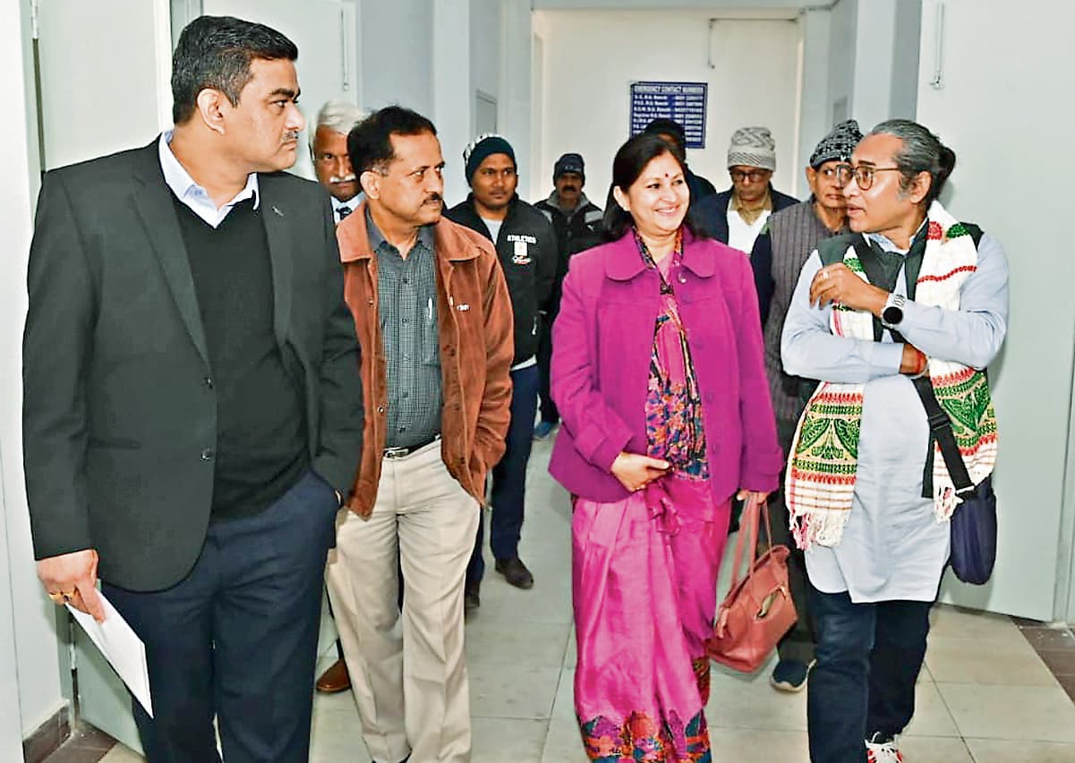 Ranchi News: यूजीसी टीम ने रांची विवि में सुविधाओं की जानकारी ली